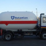 Modern tank truck for the supply of small tanks